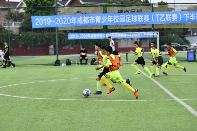 世界杯 | 卢卡库：替补登场，三次改变战局